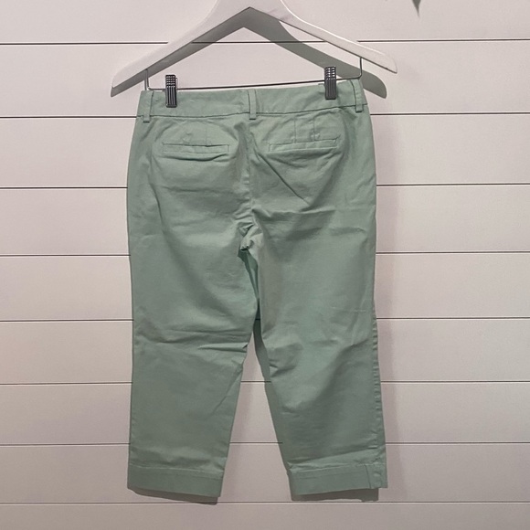 Light Green Capri Pants NWOT - Picture 2 of 9